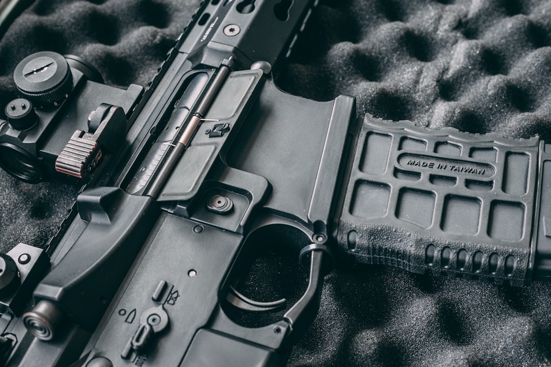 Armed IRS Agents Raid Gun Store